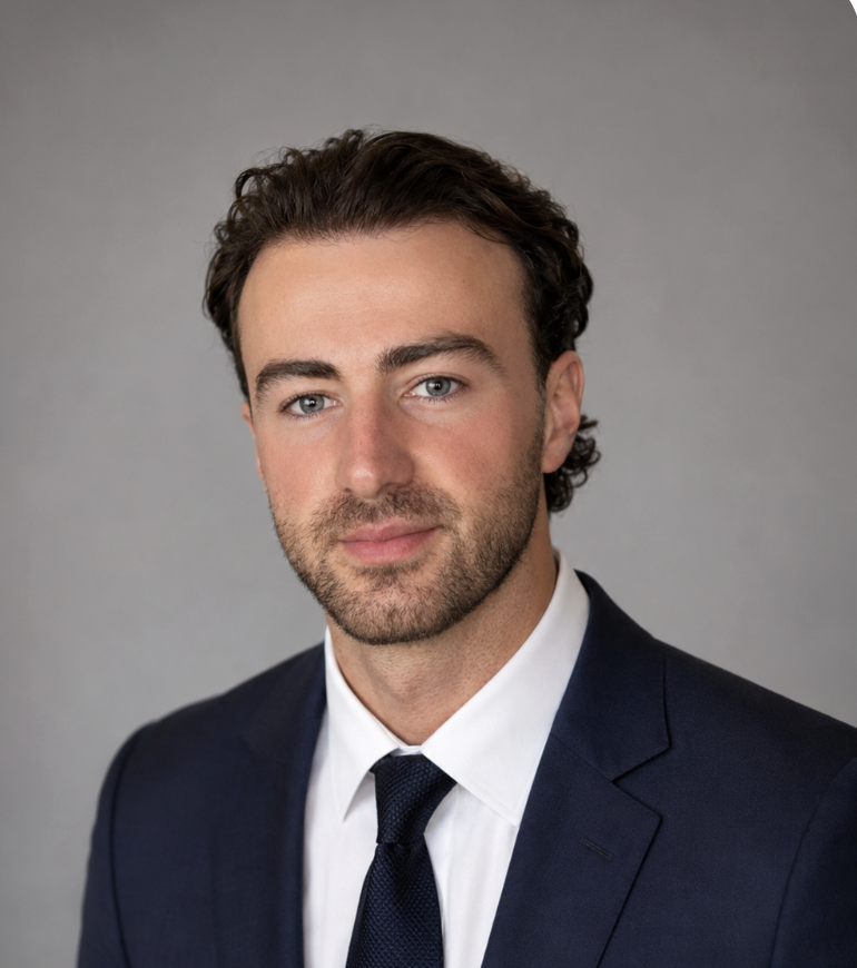 Nolan Horner, MD, board-certified orthopedic surgeon, in a clinic in Chicago